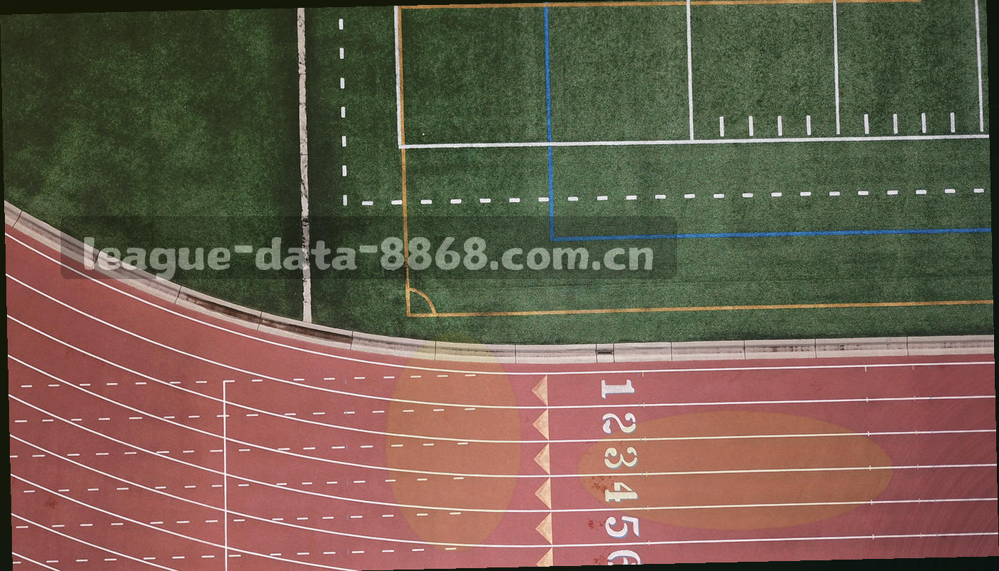 夜间体育场轮廓剪影，上方叠加数据线与刻度标记，整体为深蓝底与青色高亮
